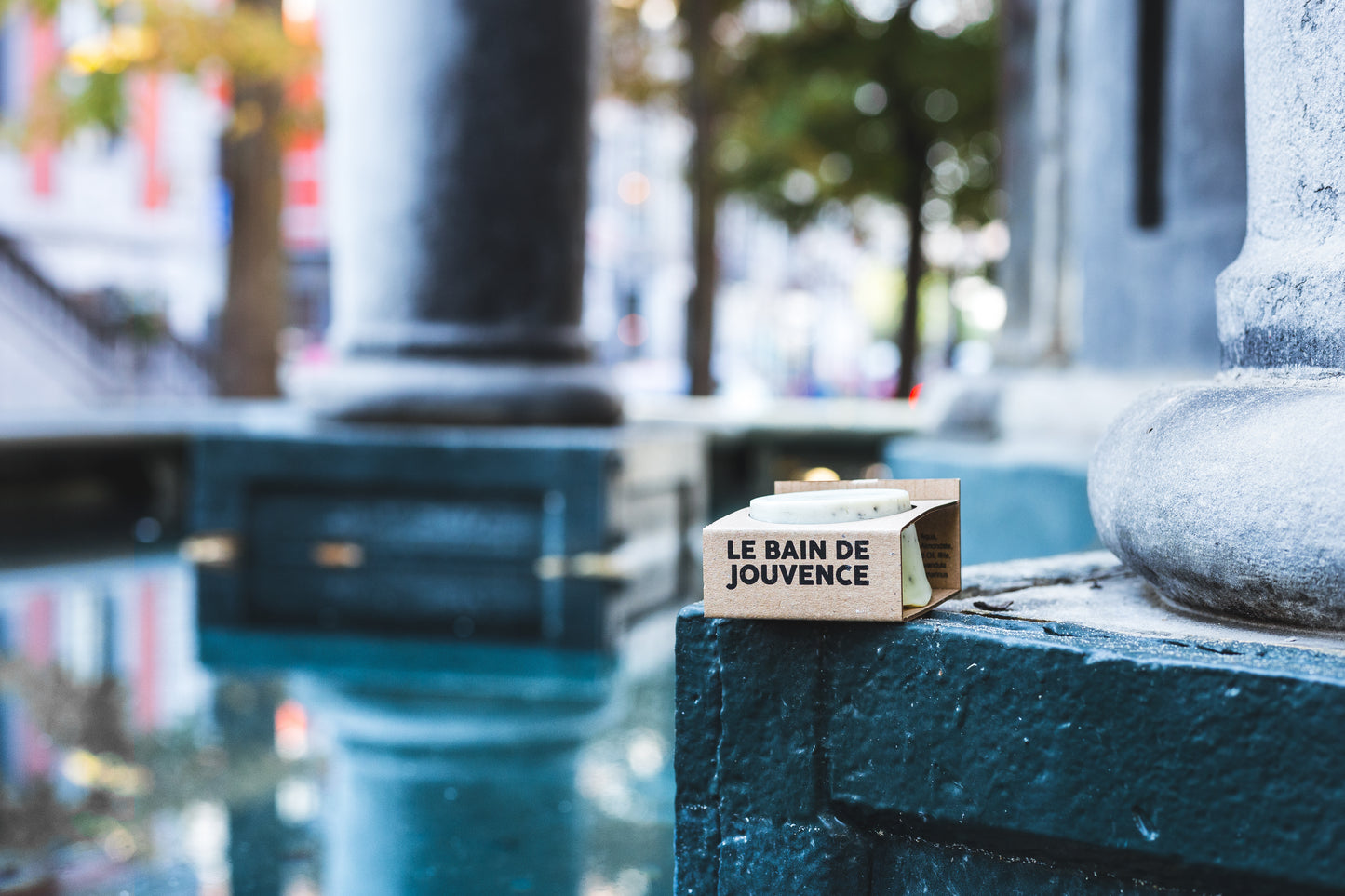 Le Bain de Jouvence (savon naturel et bio hydratant à l'huile de chanvre et d'amande douce)